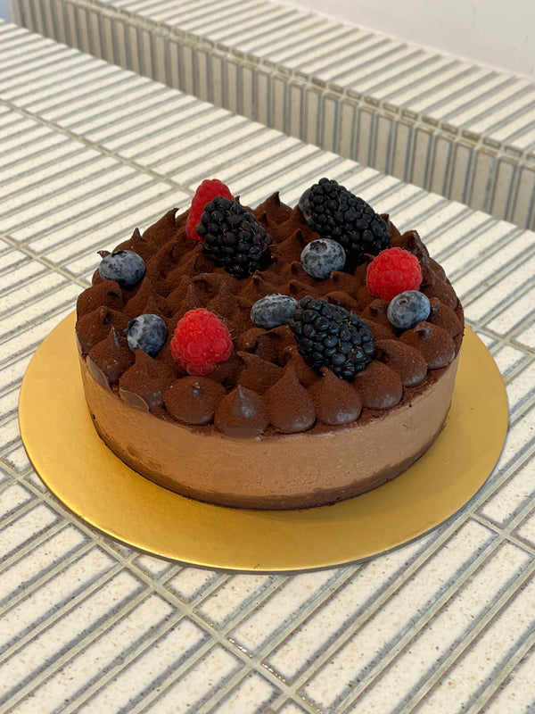 Luxurious Chocolate Cake